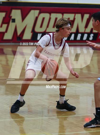 Thumbnail 2 in Villa Park @ El Modena photogallery.