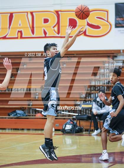 Thumbnail 3 in Villa Park @ El Modena photogallery.
