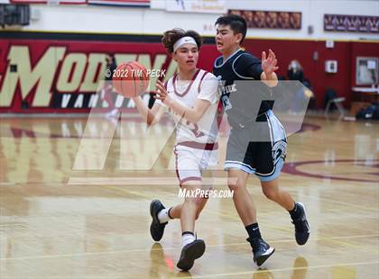 Thumbnail 2 in Villa Park @ El Modena photogallery.