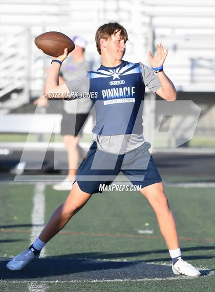 Thumbnail 2 in Pinnacle vs. Deer Valley (Pinnacle 7-on-7 Tournament) photogallery.