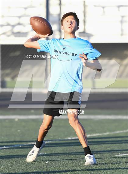 Thumbnail 2 in Pinnacle vs. Deer Valley (Pinnacle 7-on-7 Tournament) photogallery.