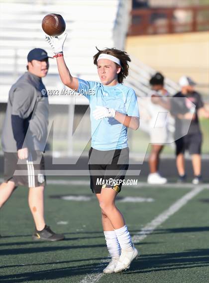 Thumbnail 3 in Pinnacle vs. Deer Valley (Pinnacle 7-on-7 Tournament) photogallery.