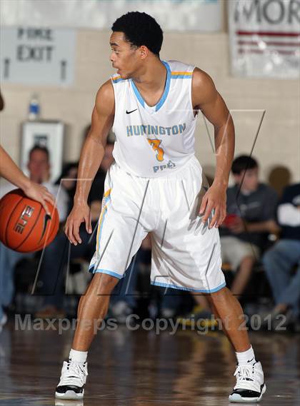 Thumbnail 3 in Huntington Prep vs. Arlington Country Day (City of Palms Classic) photogallery.