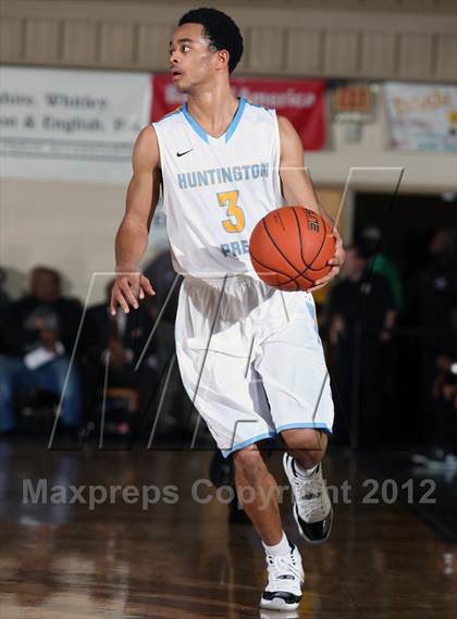 Thumbnail 2 in Huntington Prep vs. Arlington Country Day (City of Palms Classic) photogallery.