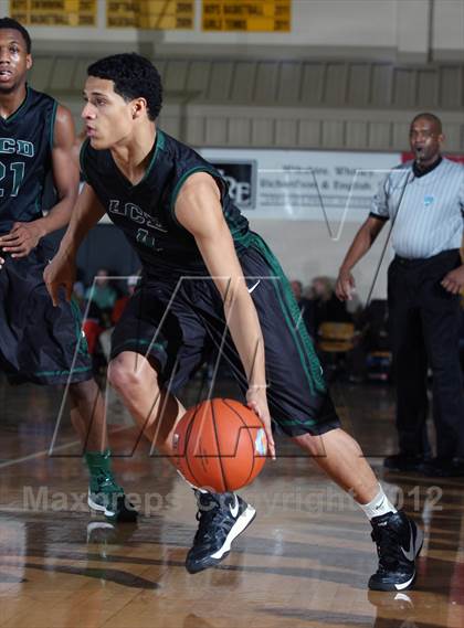 Thumbnail 2 in Huntington Prep vs. Arlington Country Day (City of Palms Classic) photogallery.