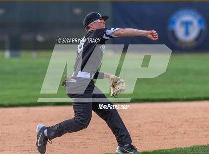 Thumbnail 1 in Highland @ Timnath photogallery.
