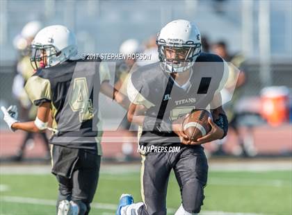 Thumbnail 2 in Tokay @ Chavez photogallery.