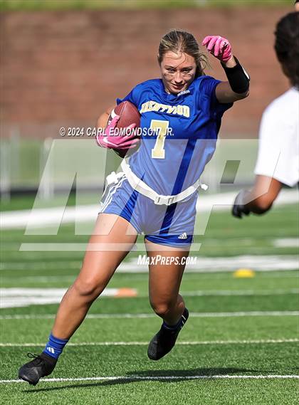 Thumbnail 3 in Brentwood vs Independence photogallery.