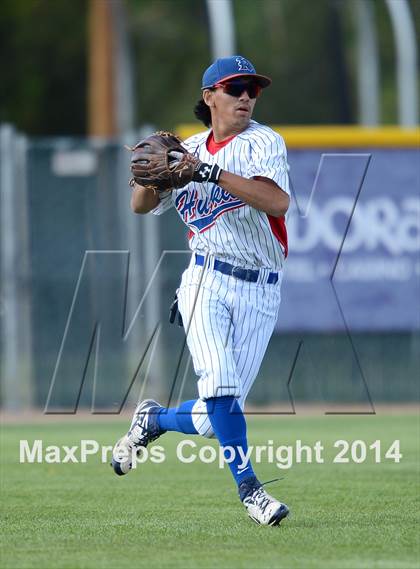Thumbnail 2 in Manogue @ Reno photogallery.