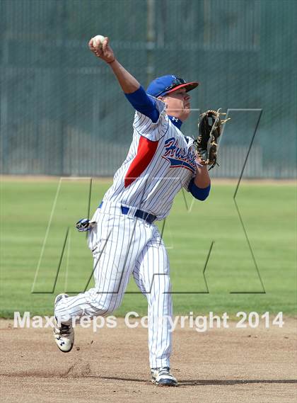 Thumbnail 3 in Manogue @ Reno photogallery.