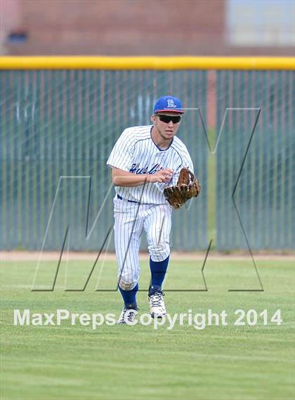 Thumbnail 3 in Manogue @ Reno photogallery.