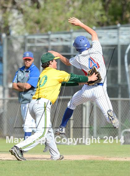 Thumbnail 1 in Manogue @ Reno photogallery.