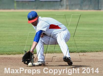Thumbnail 2 in Manogue @ Reno photogallery.