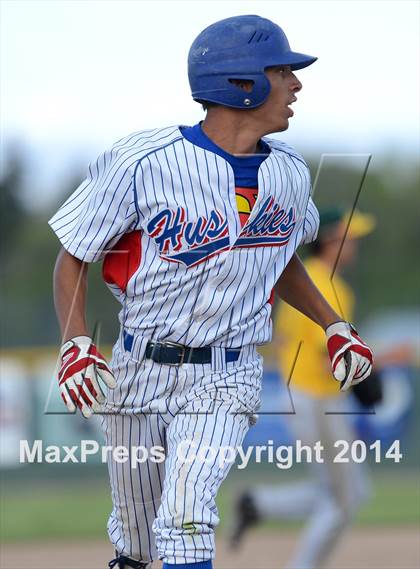 Thumbnail 3 in Manogue @ Reno photogallery.