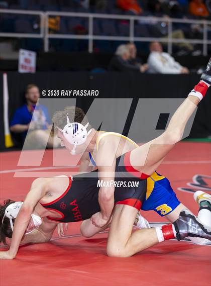 Thumbnail 1 in NYSPHSAA Wrestling Championships - Wrestlebacks photogallery.
