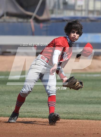 Thumbnail 3 in Elsinore vs. La Habra (CIF-SS D4 Final) photogallery.