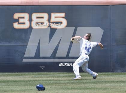 Thumbnail 3 in Elsinore vs. La Habra (CIF-SS D4 Final) photogallery.