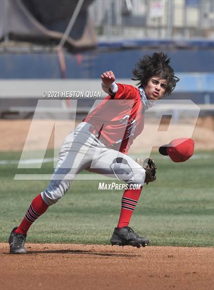 Thumbnail 1 in Elsinore vs. La Habra (CIF-SS D4 Final) photogallery.