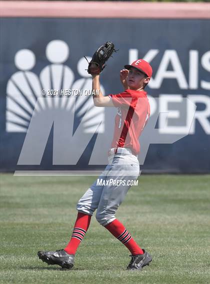 Thumbnail 3 in Elsinore vs. La Habra (CIF-SS D4 Final) photogallery.
