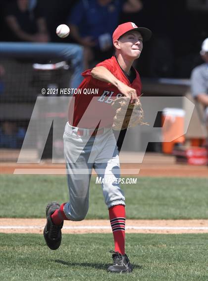 Thumbnail 3 in Elsinore vs. La Habra (CIF-SS D4 Final) photogallery.