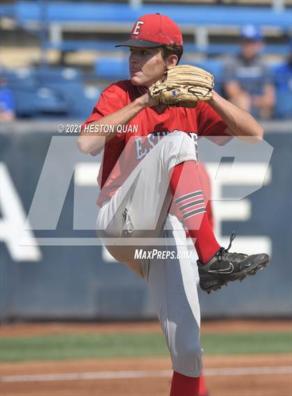 Thumbnail 3 in Elsinore vs. La Habra (CIF-SS D4 Final) photogallery.