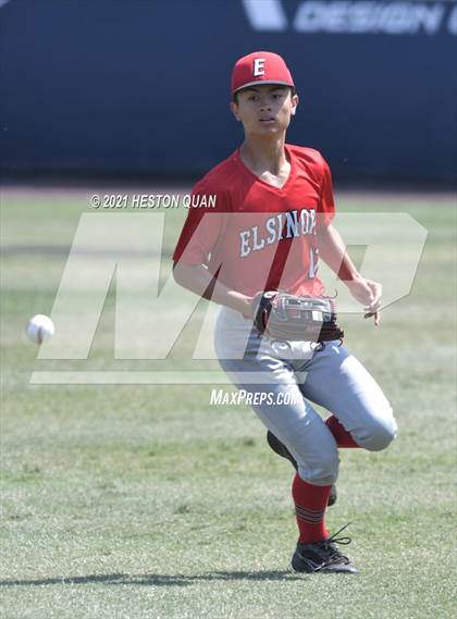 Thumbnail 1 in Elsinore vs. La Habra (CIF-SS D4 Final) photogallery.