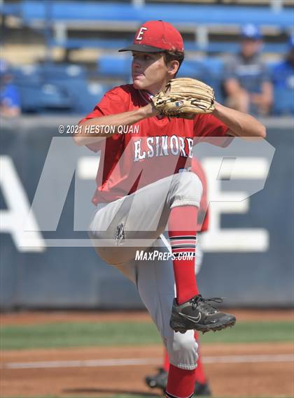 Thumbnail 1 in Elsinore vs. La Habra (CIF-SS D4 Final) photogallery.