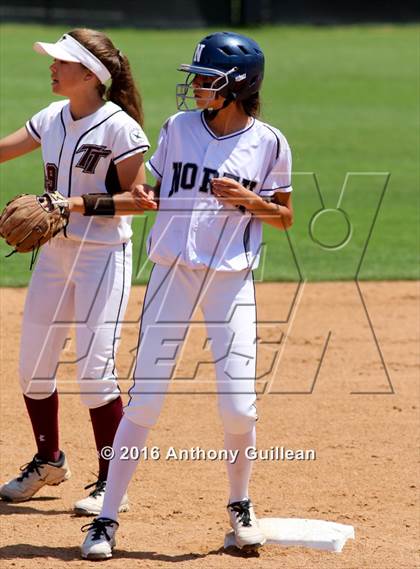 Thumbnail 2 in Torrance vs. North Torrance (CIF SS Div 4 Final) photogallery.