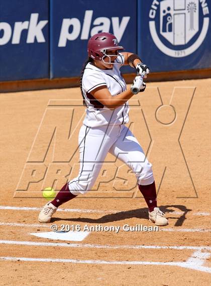 Thumbnail 2 in Torrance vs. North Torrance (CIF SS Div 4 Final) photogallery.