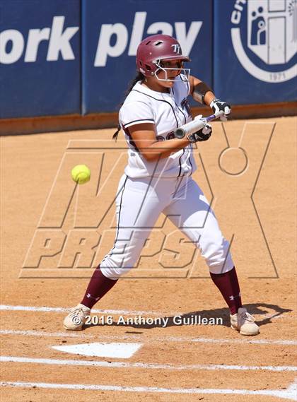 Thumbnail 3 in Torrance vs. North Torrance (CIF SS Div 4 Final) photogallery.