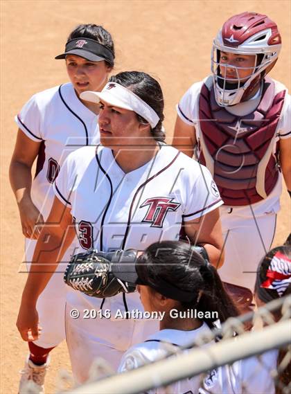 Thumbnail 3 in Torrance vs. North Torrance (CIF SS Div 4 Final) photogallery.