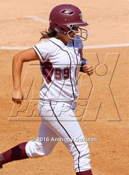 Thumbnail 2 in Torrance vs. North Torrance (CIF SS Div 4 Final) photogallery.