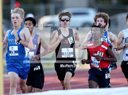Thumbnail 3 in Halden Invitational - 800 Meter photogallery.