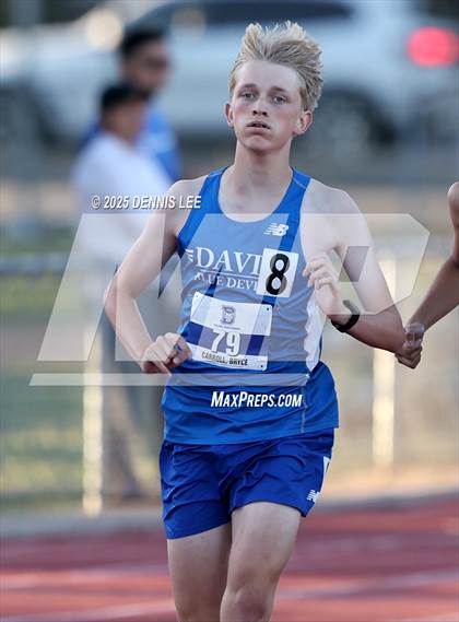 Thumbnail 2 in Halden Invitational - 800 Meter photogallery.