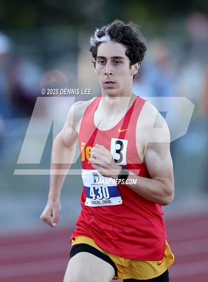 Thumbnail 1 in Halden Invitational - 800 Meter photogallery.