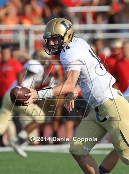Thumbnail 3 in La Salle College vs. Bergen Catholic photogallery.
