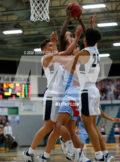 Thumbnail 2 in Granger vs. Copper Hills(UHSAA 6A 1st Round Playoff) photogallery.