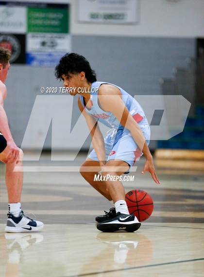 Thumbnail 3 in Granger vs. Copper Hills(UHSAA 6A 1st Round Playoff) photogallery.