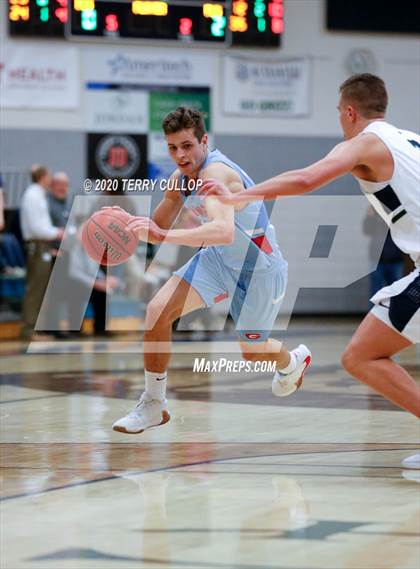 Thumbnail 3 in Granger vs. Copper Hills(UHSAA 6A 1st Round Playoff) photogallery.