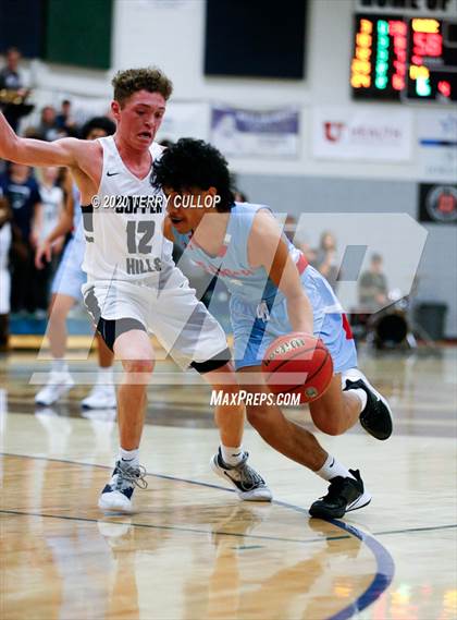 Thumbnail 2 in Granger vs. Copper Hills(UHSAA 6A 1st Round Playoff) photogallery.