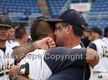 Thumbnail 1 in Victor vs. Shaker (NYSPHSAA Class AA Final) photogallery.