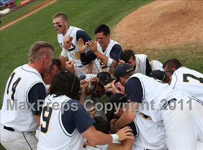 Thumbnail 1 in Victor vs. Shaker (NYSPHSAA Class AA Final) photogallery.
