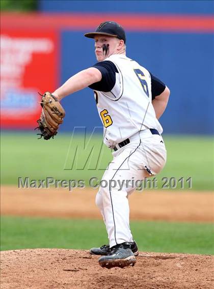 Thumbnail 1 in Victor vs. Shaker (NYSPHSAA Class AA Final) photogallery.
