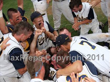 Thumbnail 2 in Victor vs. Shaker (NYSPHSAA Class AA Final) photogallery.