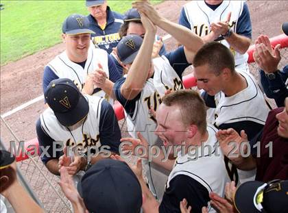 Thumbnail 3 in Victor vs. Shaker (NYSPHSAA Class AA Final) photogallery.