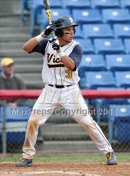 Thumbnail 2 in Victor vs. Shaker (NYSPHSAA Class AA Final) photogallery.