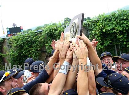 Thumbnail 3 in Victor vs. Shaker (NYSPHSAA Class AA Final) photogallery.