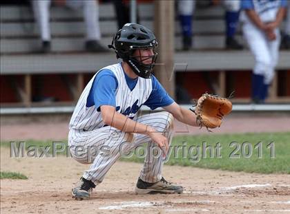 Thumbnail 3 in Victor vs. Shaker (NYSPHSAA Class AA Final) photogallery.