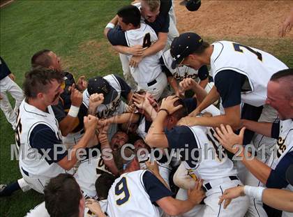 Thumbnail 2 in Victor vs. Shaker (NYSPHSAA Class AA Final) photogallery.