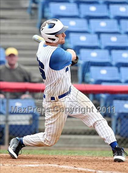 Thumbnail 1 in Victor vs. Shaker (NYSPHSAA Class AA Final) photogallery.